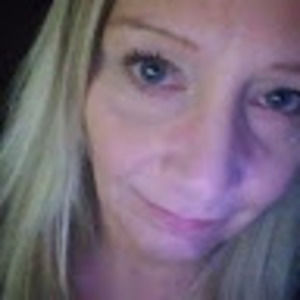 Meet your Posher, Roxanne